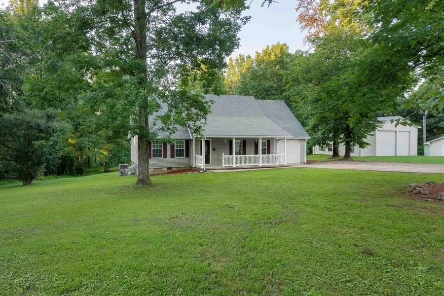 284 Rocky Rd, Florence, AL 35634 - #2