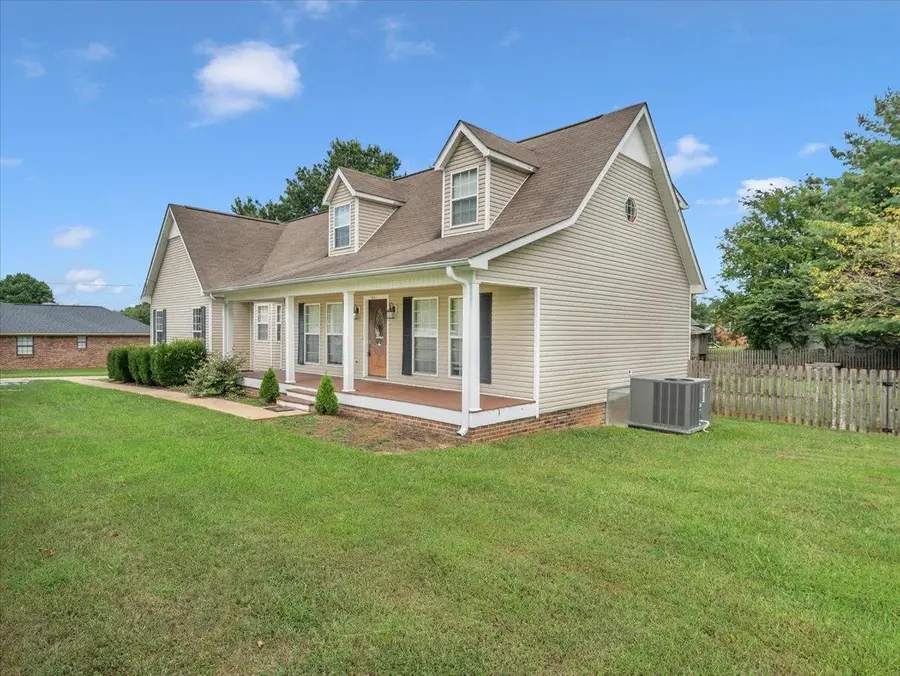 1861 Jeff Rd, Huntsville, AL 35806 - #2