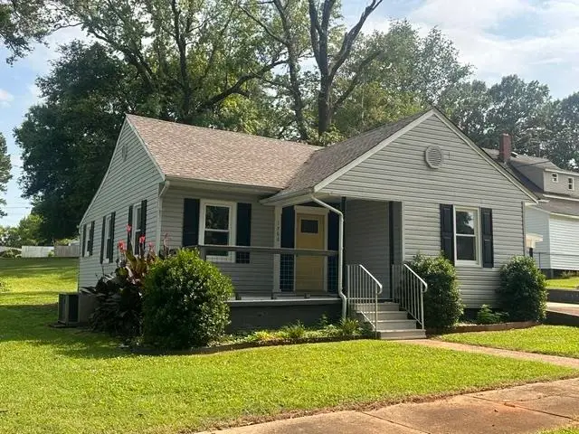 1706 Hillcrest, Sheffield, AL 35660 - #1