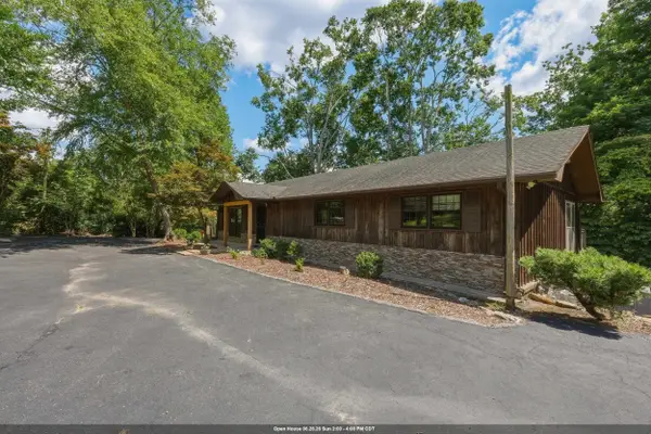 636 Rivermont Rd, Florence, AL 35634