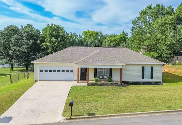 65 White Oak Cir, Cullman, AL 35057