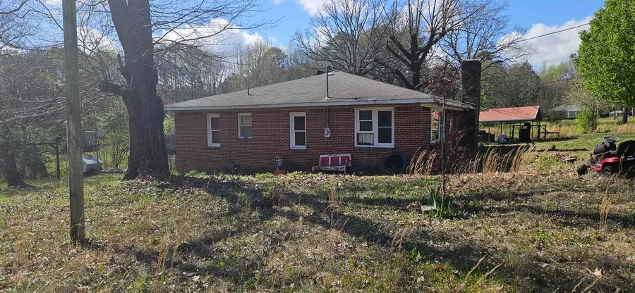 1080 7th St, Cherokee, AL 35616 - #3