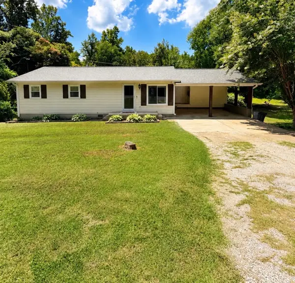 241 Shoals Ave, Killen, AL 35645
