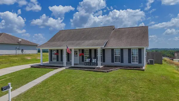 218 White Oak Cir, Cullman, AL 35057