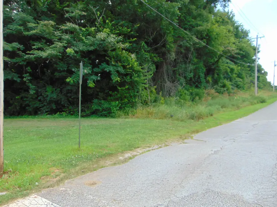3601 Jackson Hwy, Sheffield, AL 35660 - #2