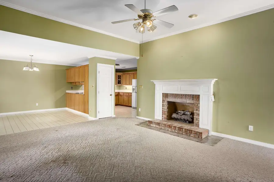 306 Prosperity Way, Muscle Shoals, AL 35661 - #3