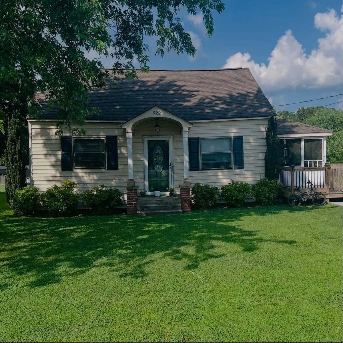 922 Wesley Ave, Cullman, AL 35058 - #1