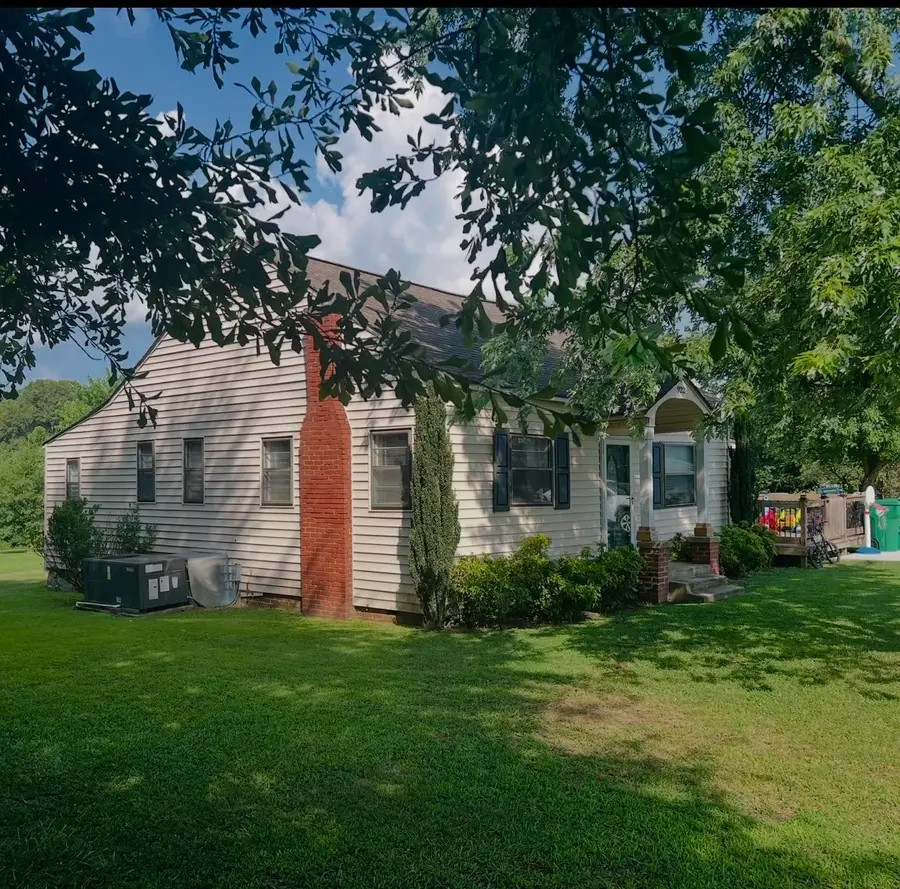 922 Wesley Ave, Cullman, AL 35058 - #2