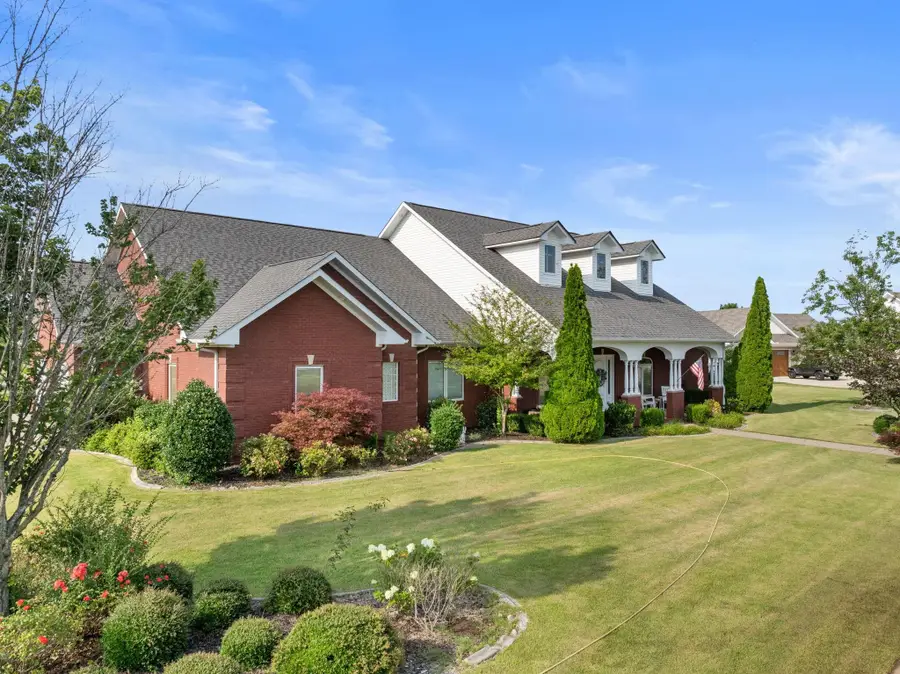 201 Cottonwood Run, Florence, AL 35630 - #3
