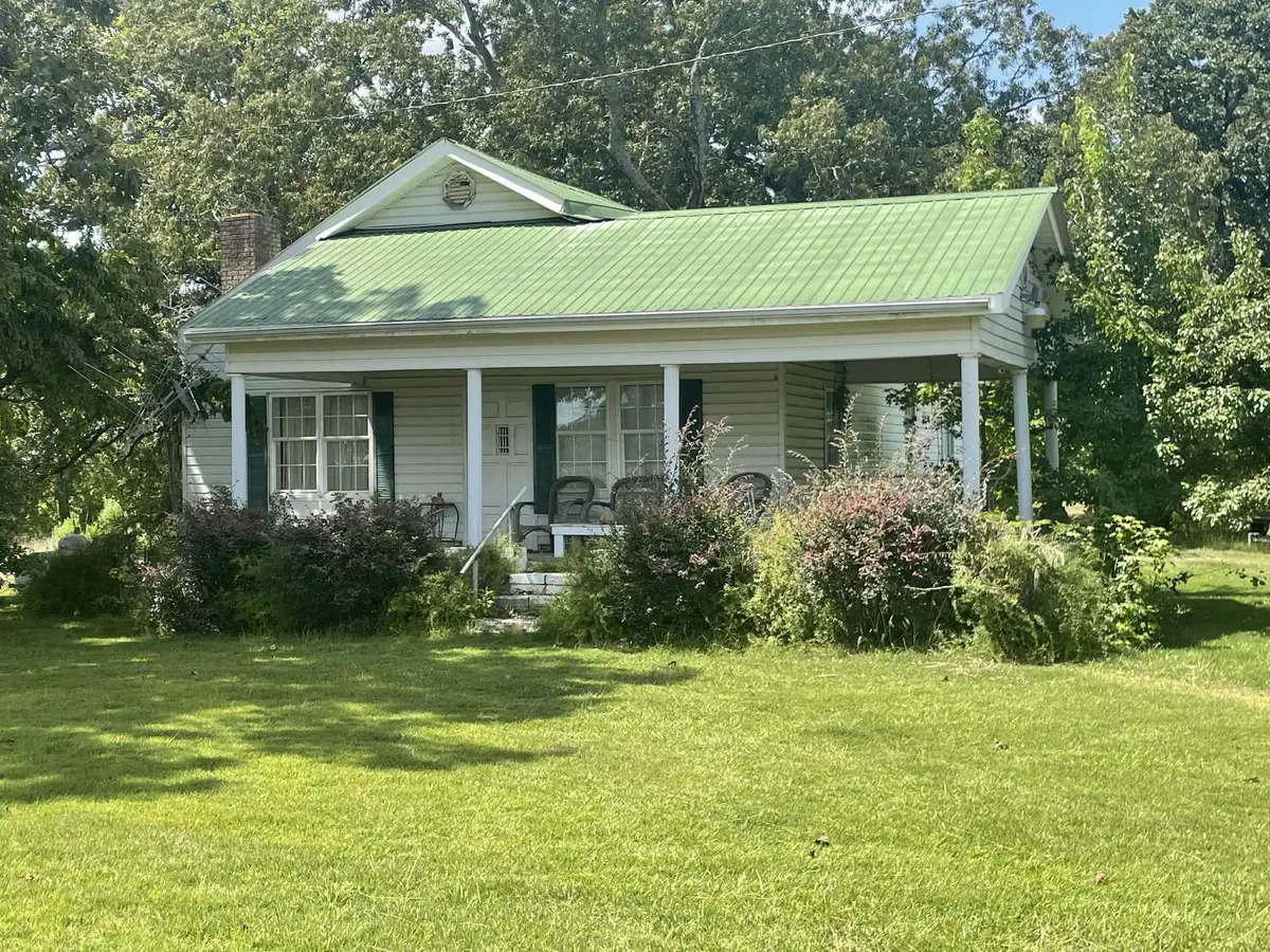643 Reid Rd, Vina, AL 35593 - #1