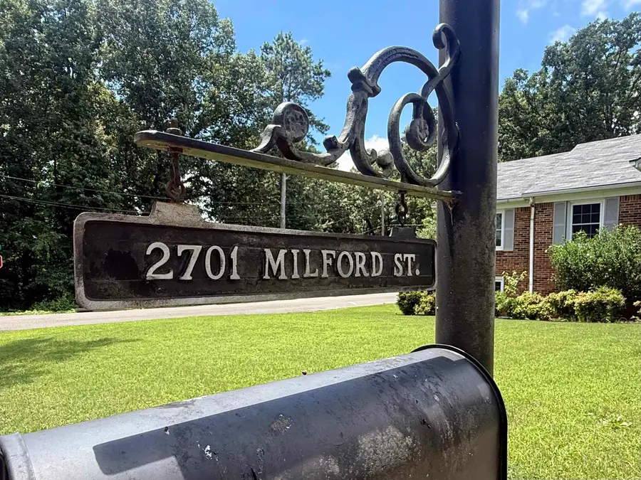 2701 Milford St, Florence, AL 35630 - #2