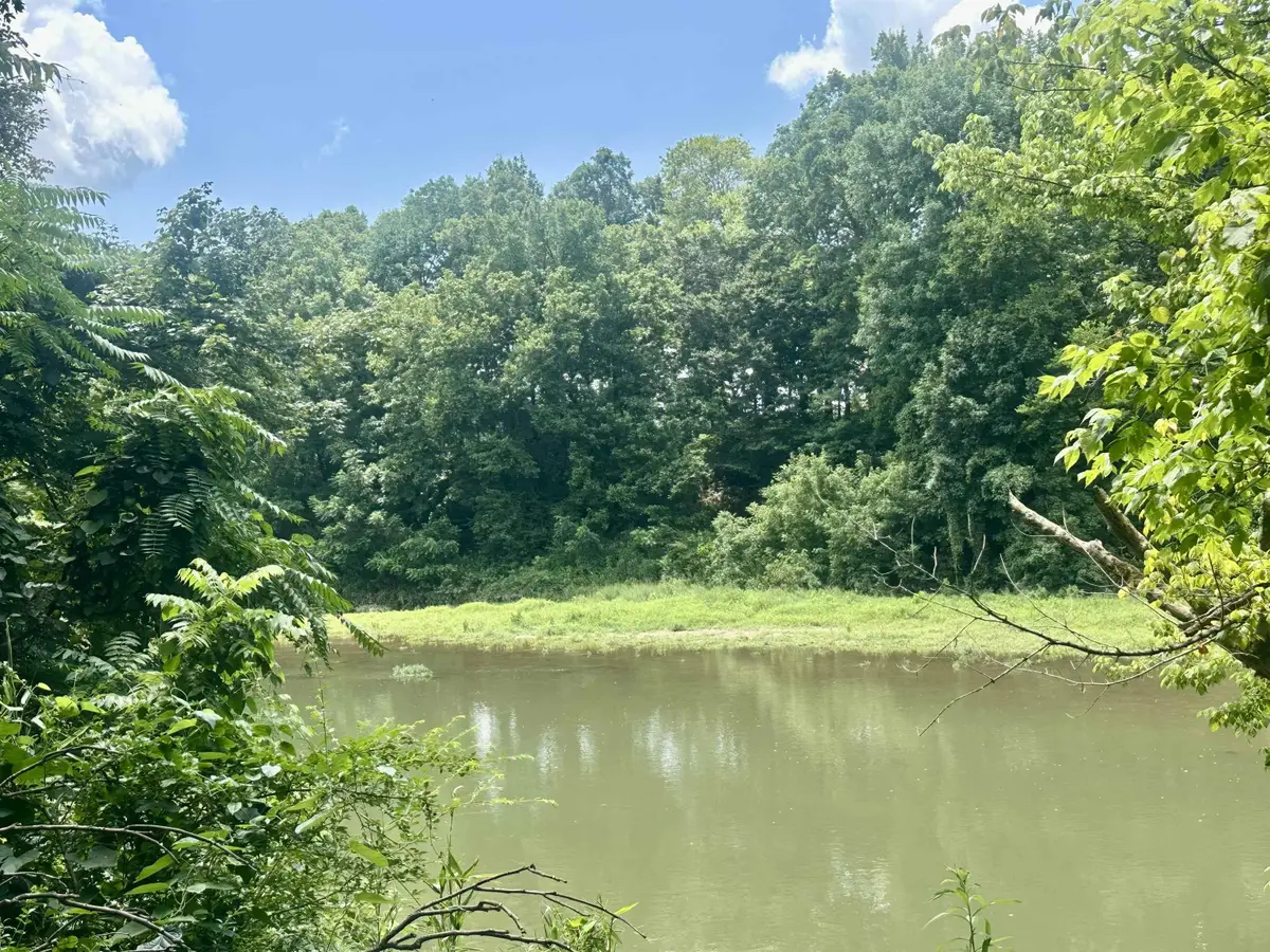 202 Garrett Rd, Killen, AL 35645 - #1