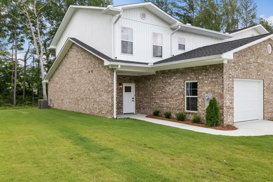 304 Garden St, Cullman, AL 35055 - #3