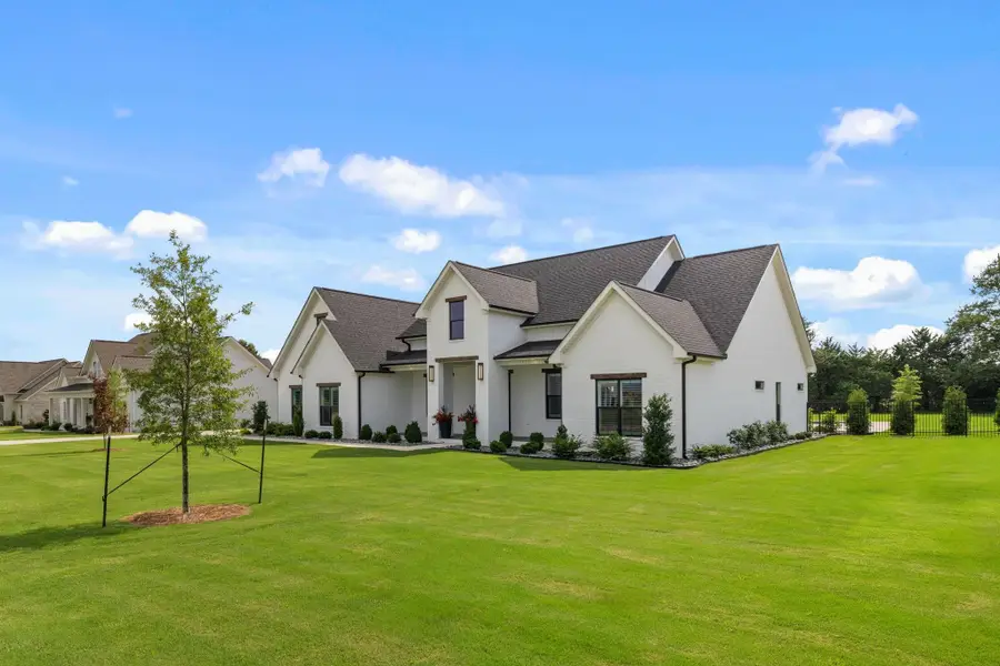 178 Randal Ln, Florence, AL 35634 - #2