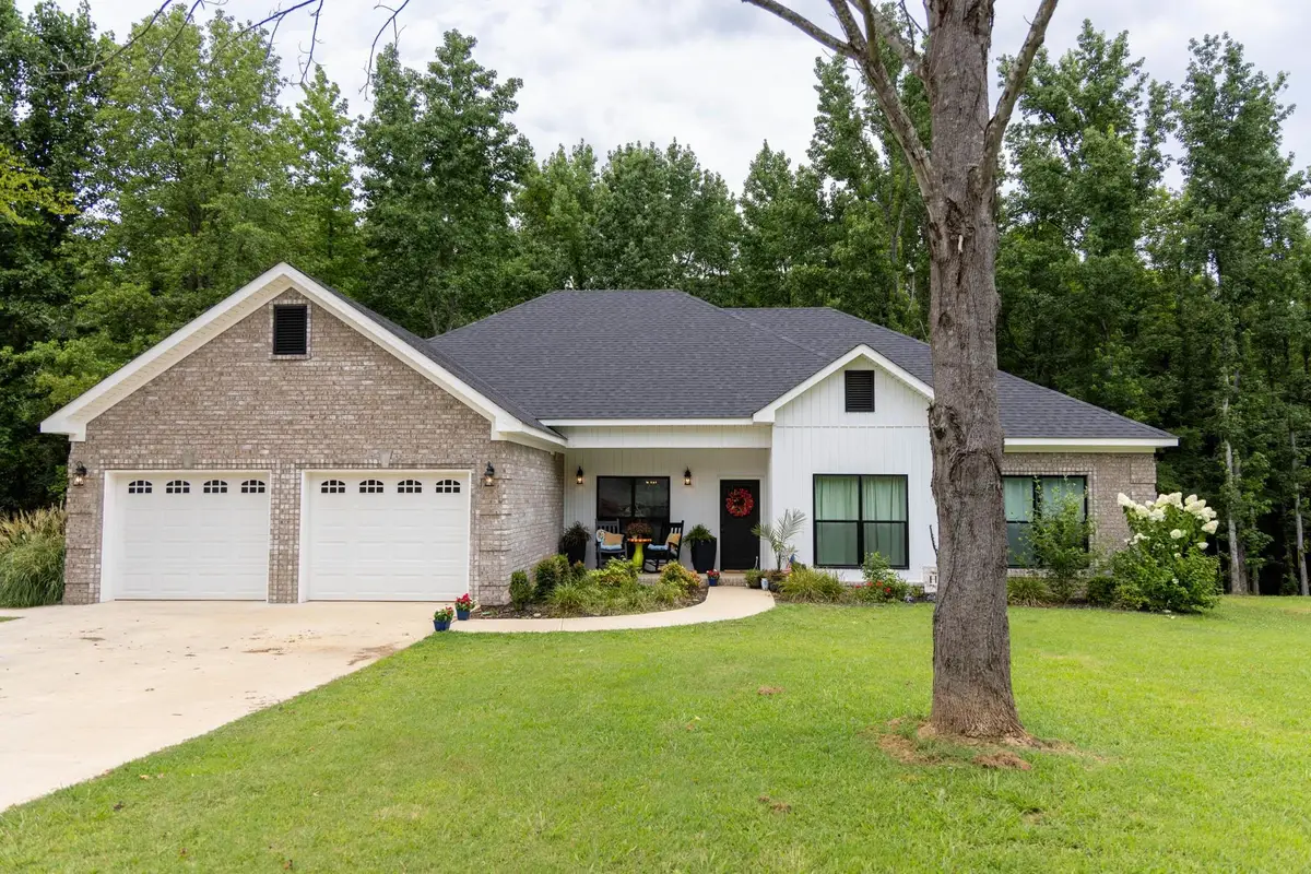 486 Horseshoe Hills Rd, Killen, AL 35645 - #1