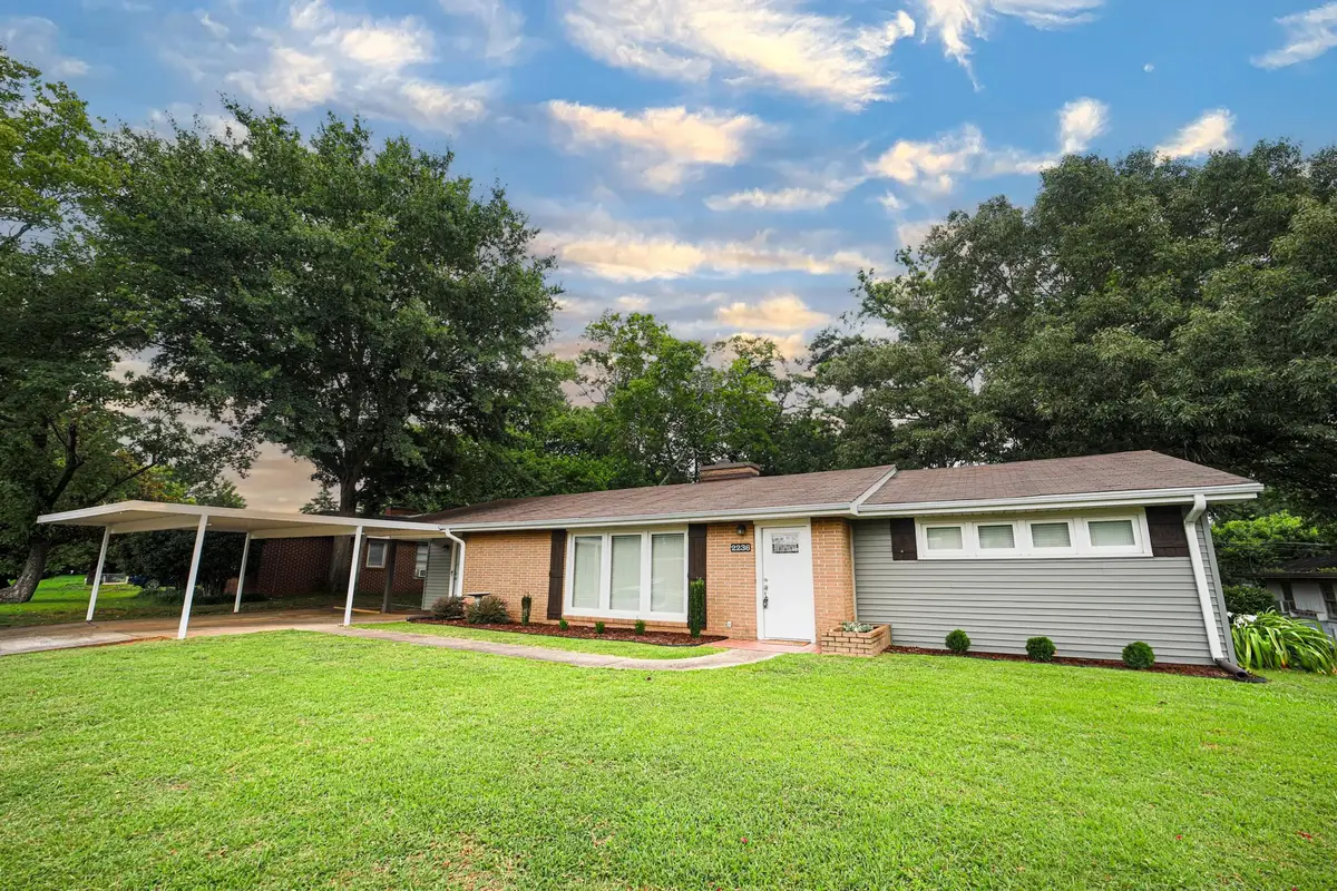 2236 Mcburney Dr, Florence, AL 35630 - #1
