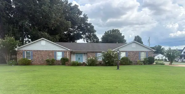 1604 E 6th St, Muscle Shoals, AL 35661