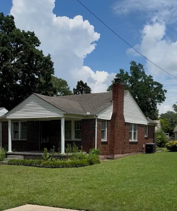 1230 Lorraine Pkwy, Florence, AL 35630