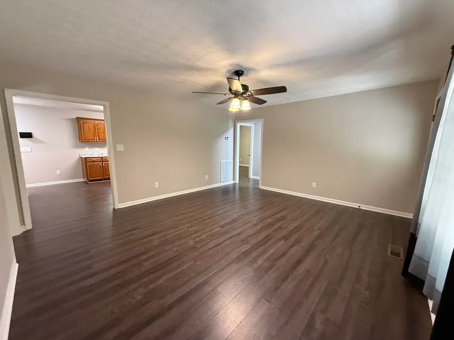 45 Co Rd 1424, Vinemont, AL 35179 - #3