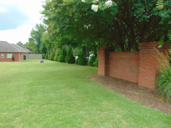 0 Chesapeake Dr, Florence, AL 35630