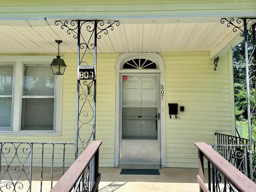 807 N Raleigh Ave, Sheffield, AL 35660 - #2