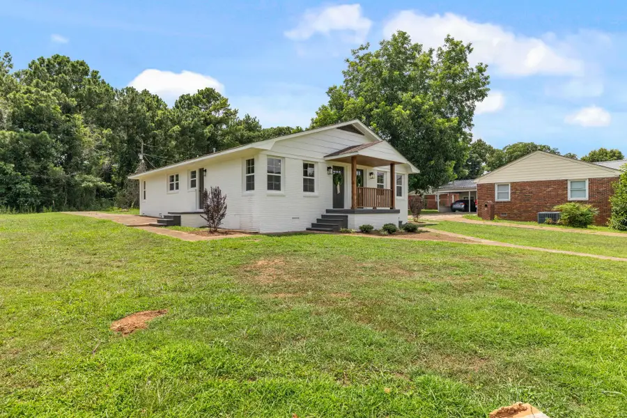 213 Sterling Blvd, Sheffield, AL 35660 - #2