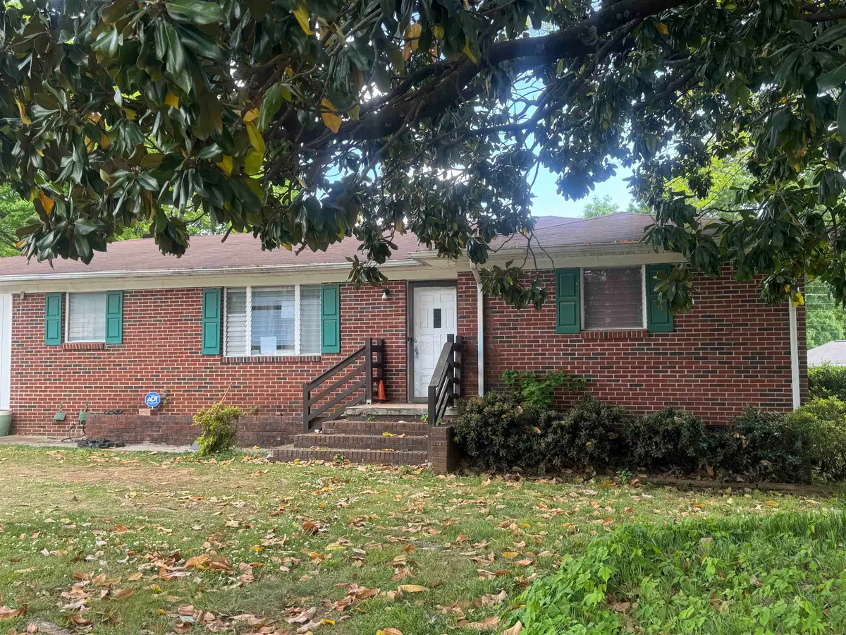 3813 Mastin Lake Rd, Huntsville, AL 35810 - #1