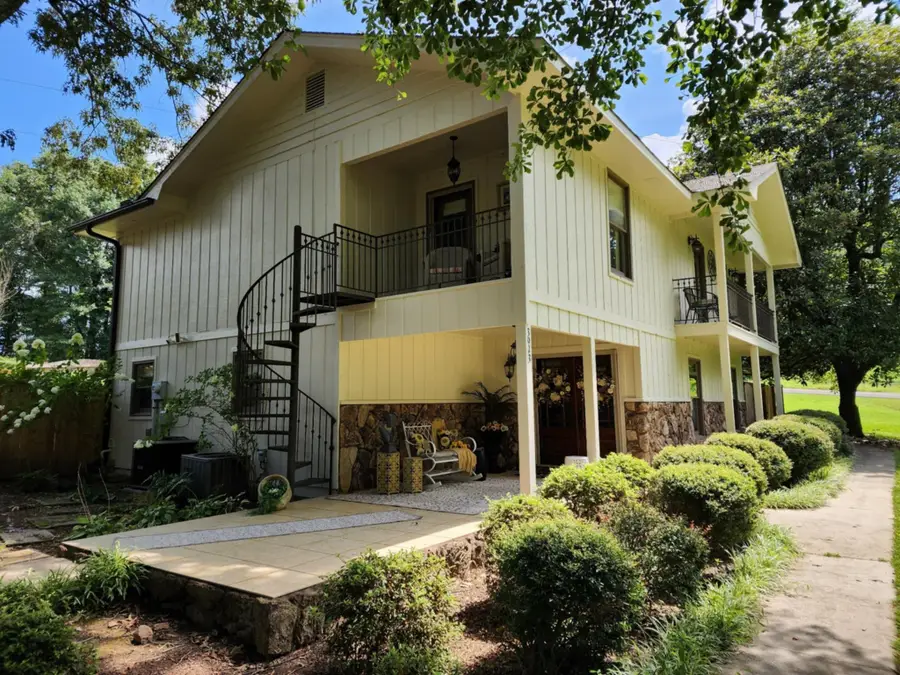 3913 Co Rd 158, Florence, AL 35633 - #2