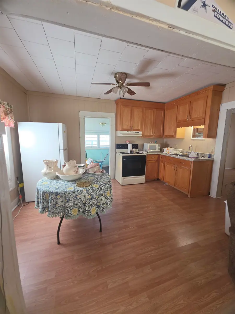 506 Madison St, Russellville, AL 35653 - #2