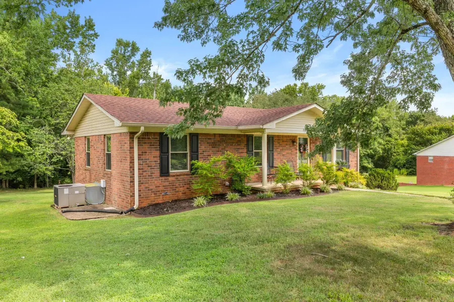 339 Shaler Dr, Killen, AL 35645 - #3