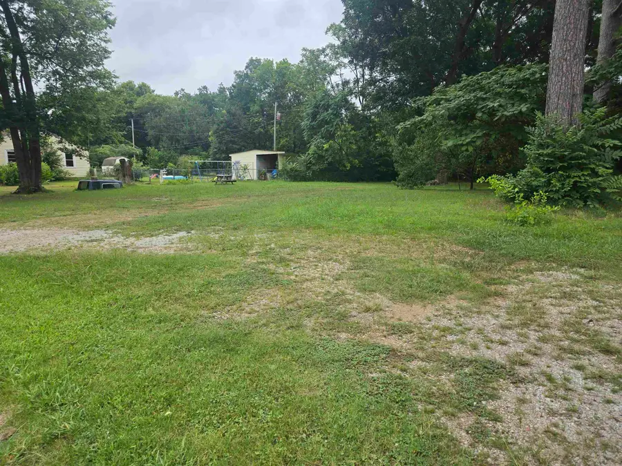1012 N Hook St, Tuscumbia, AL 35674 - #2
