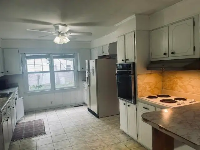 308 Hillcrest Cir, Florence, AL 35630 - #2