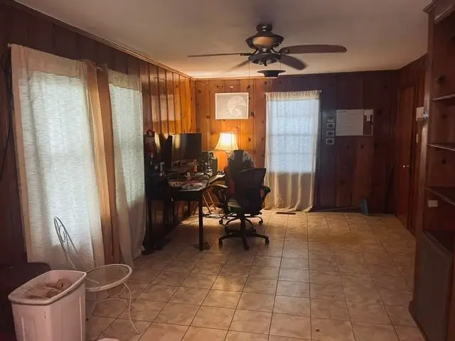 308 Hillcrest Cir, Florence, AL 35630 - #3