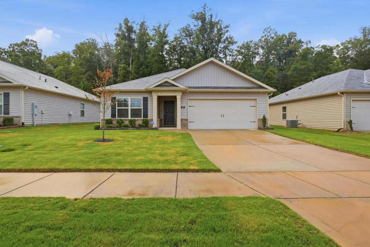 266 Ashland Dr, Hanceville, AL 35077 - #1