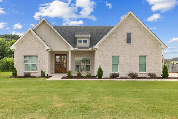 120 Caroline Way, Muscle Shoals, AL 35661