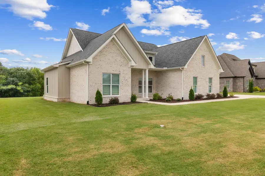 120 Caroline Way, Muscle Shoals, AL 35661 - #3