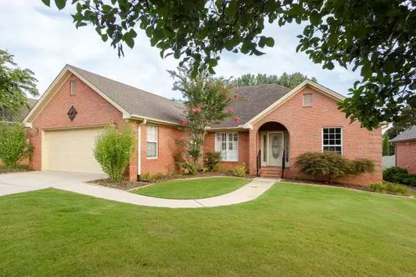 154 Breckenridge Ct, Florence, AL 35630