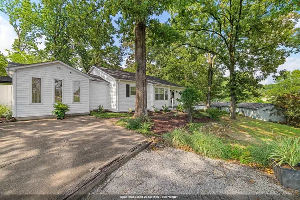 820 W Cumberland St, Florence, AL 35630