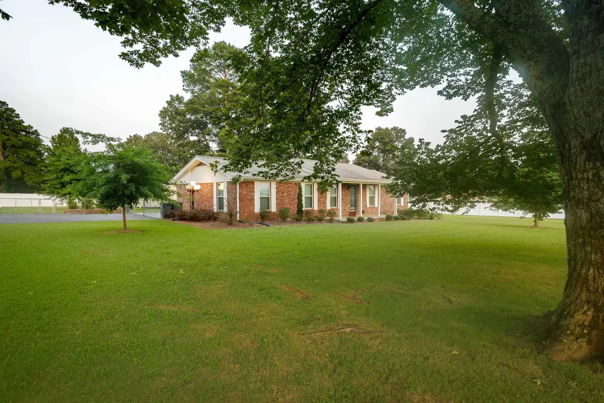 24 Co Rd 463, Town Creek, AL 35672 - #1