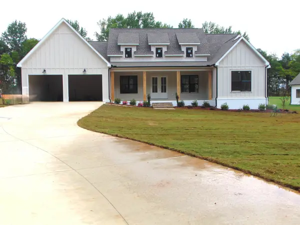 3844 Co Rd 61, Florence, AL 35634