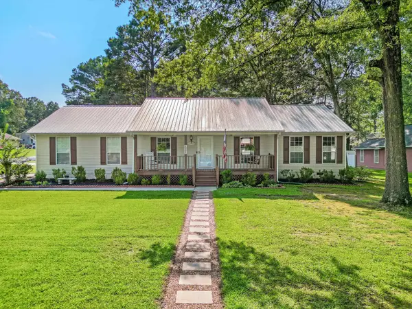 2119 SW Wren Ave, Cullman, AL 35055