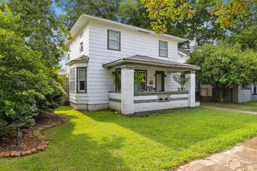 707 N Nashville Ave, Sheffield, AL 35660 - #2
