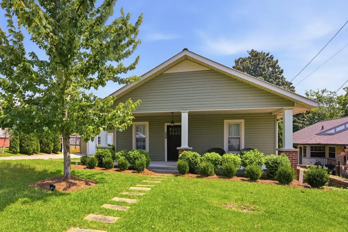 506 4th St, Cullman, AL 35055 - #1
