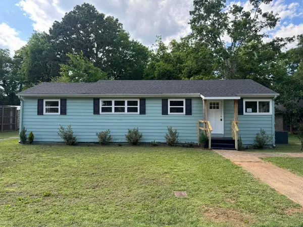 402 Garfield Ave, Florence, AL 35630