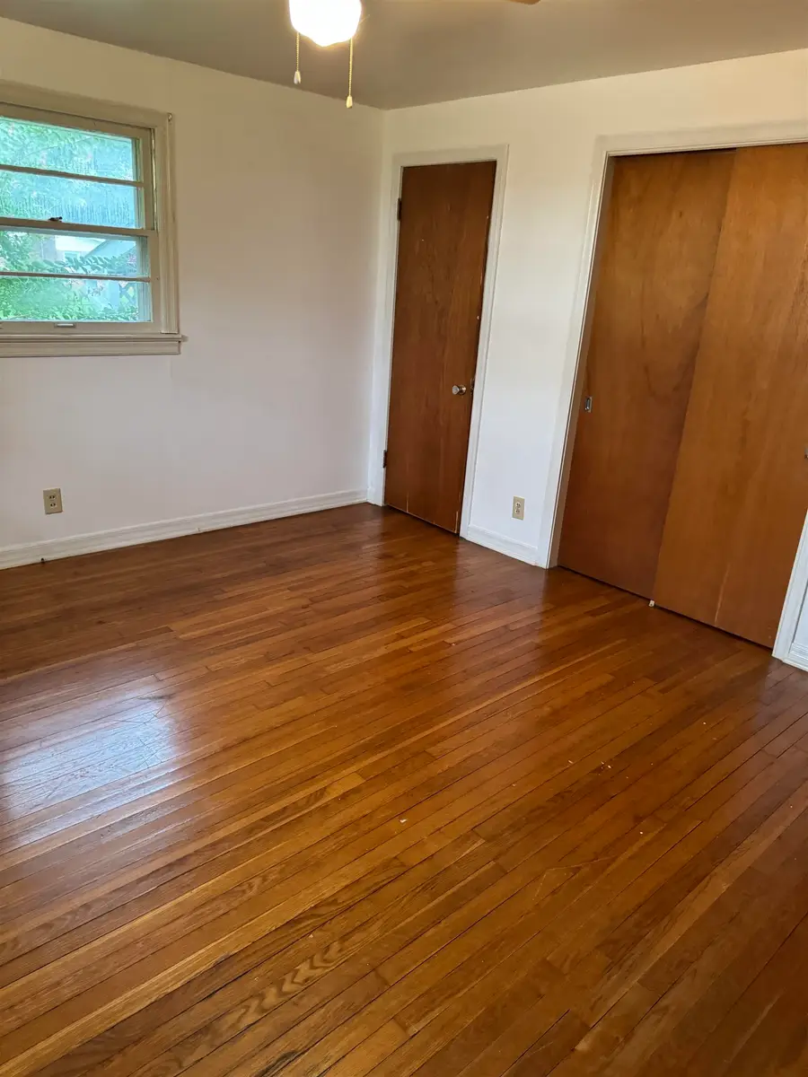 520 Windsor St, Florence, AL 35630 - #2