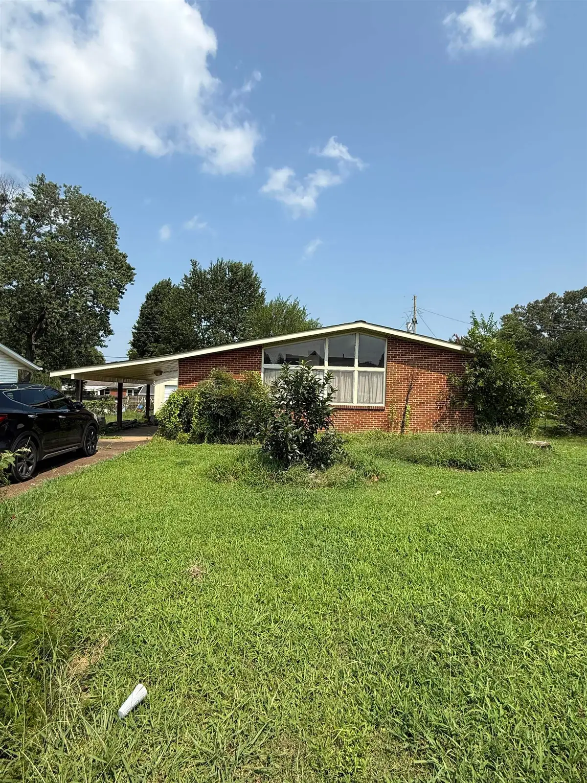 164 N Prairie St, Florence, AL 35630 - #1