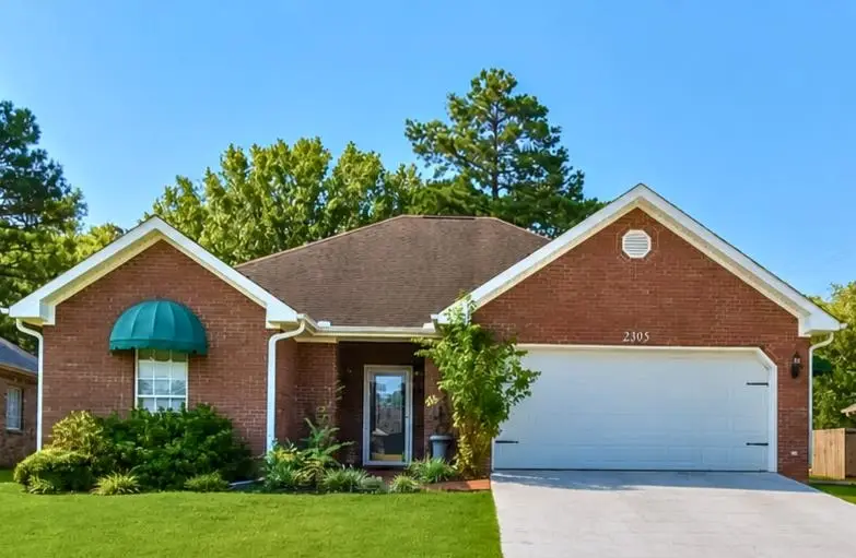 2305 Parc Pl, Florence, AL 35630 - #1