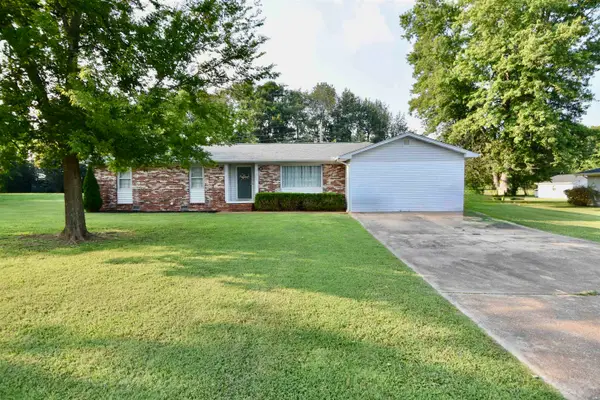 610 W Rasch Rd, Florence, AL 35633