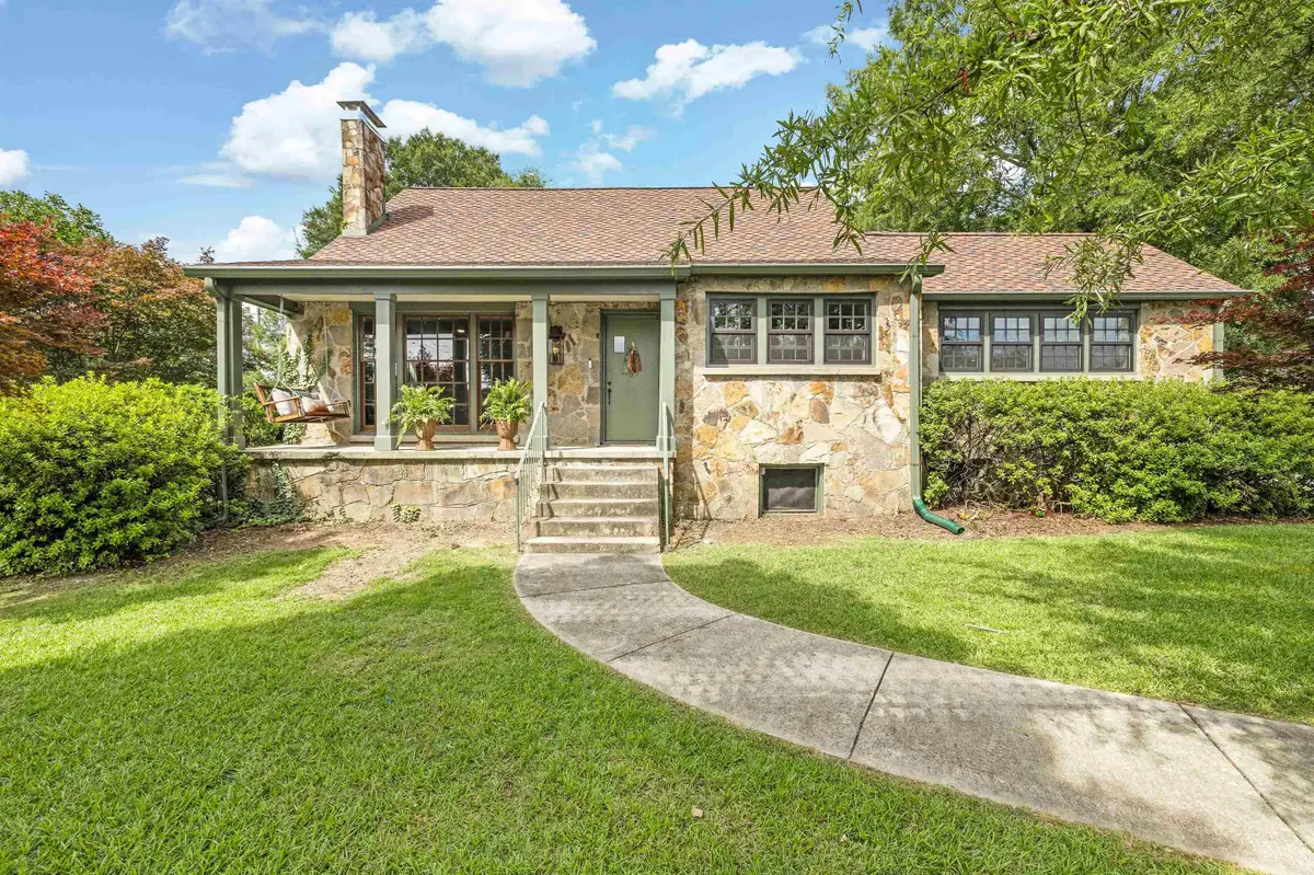 811 8th Ave, Cullman, AL 35055 - #1