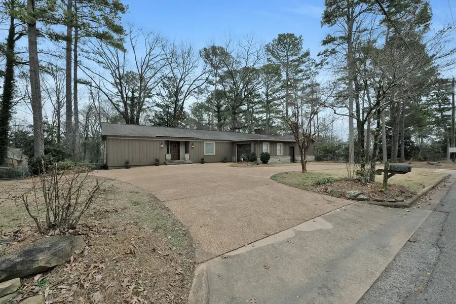 716 NW Rosemont Ave, Cullman, AL 35055 - #2